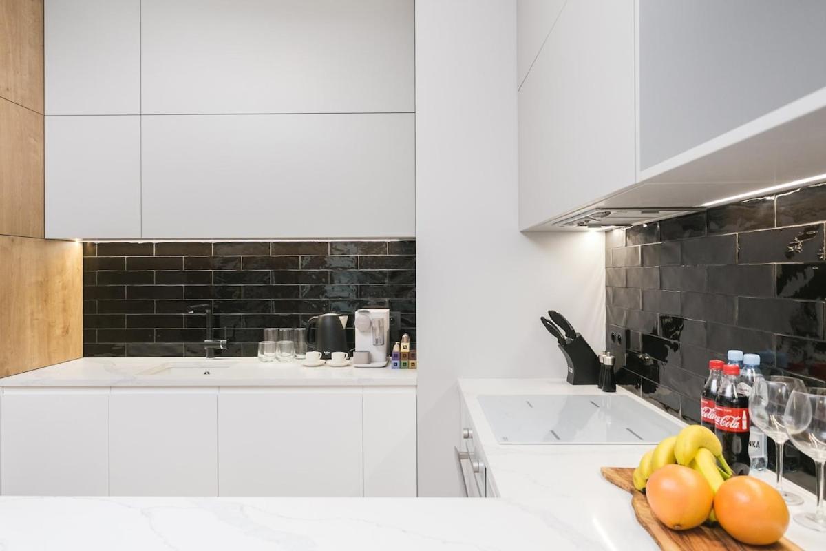 Appartement Mennica - Two Bedrooms - Stays&166 Warschau
