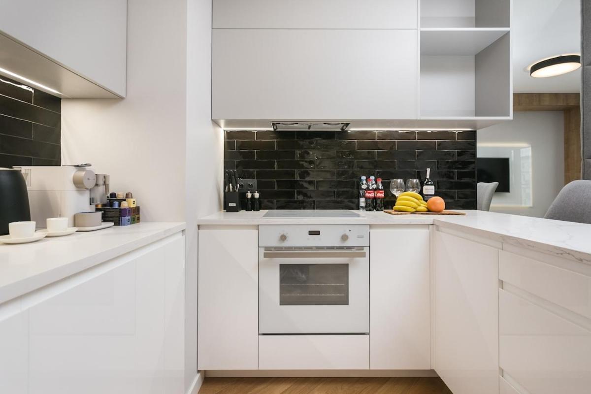 Appartement Mennica - Two Bedrooms - Stays&166 Warschau